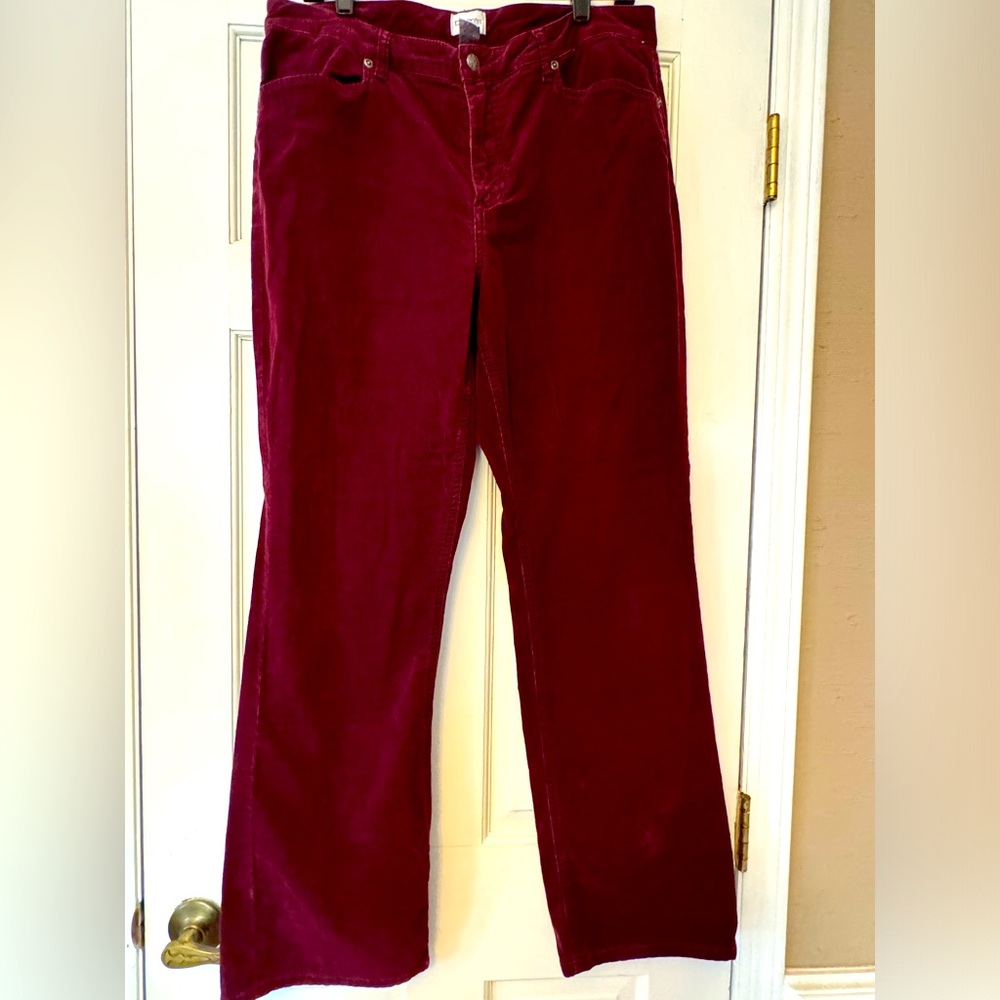 Chico's Burgundy Straight Leg Pants